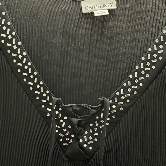 Black pleated lace up top with jeweled neckline from Catherine’s in a size 26. - Picture 4 of 7